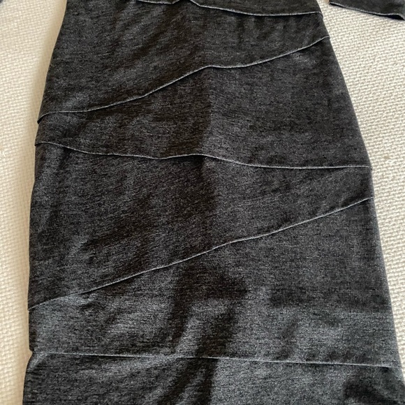 White House Black Market Charcoal Gray Dress Size 4 - Picture 12 of 15